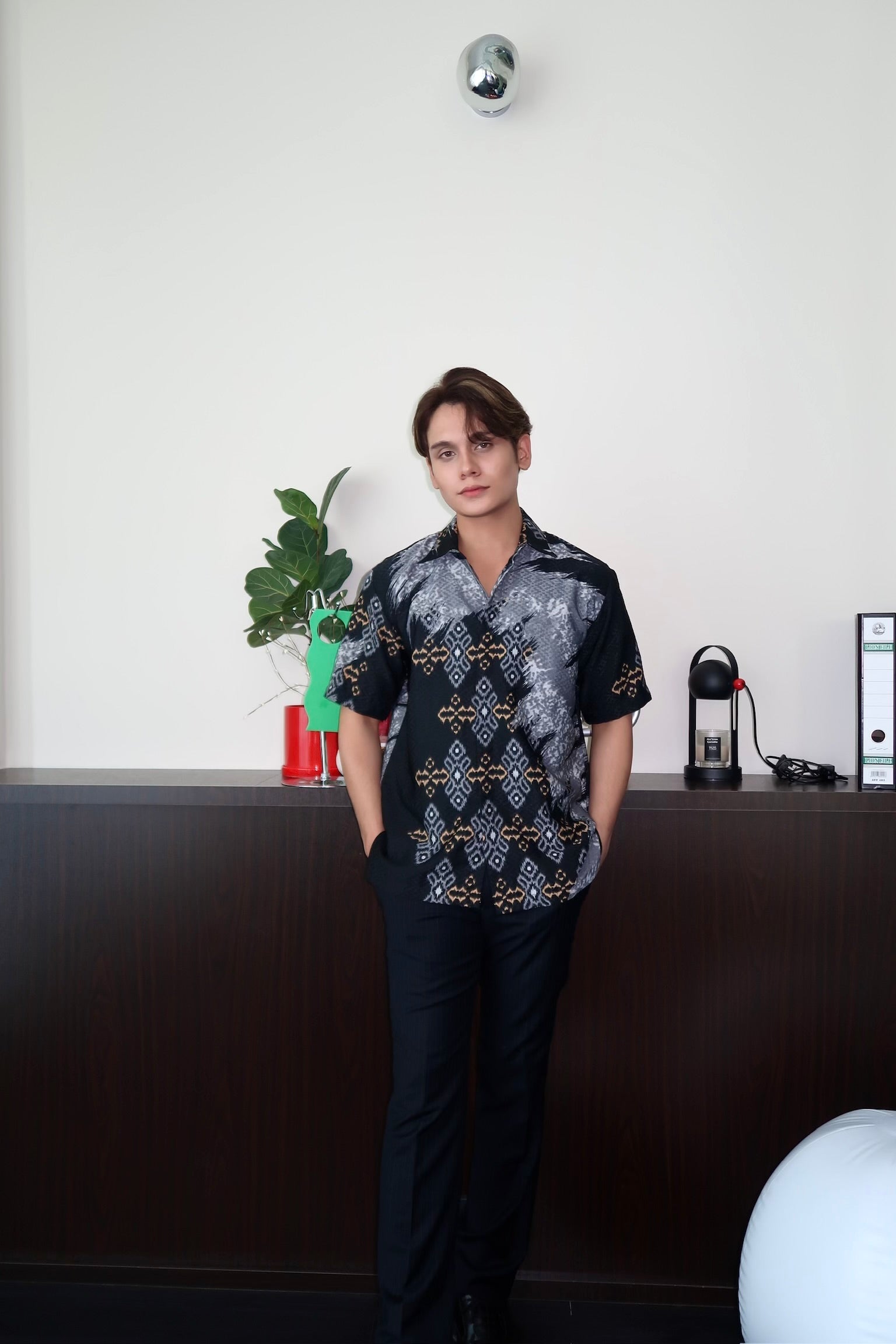 Batik Modern (Shadow)