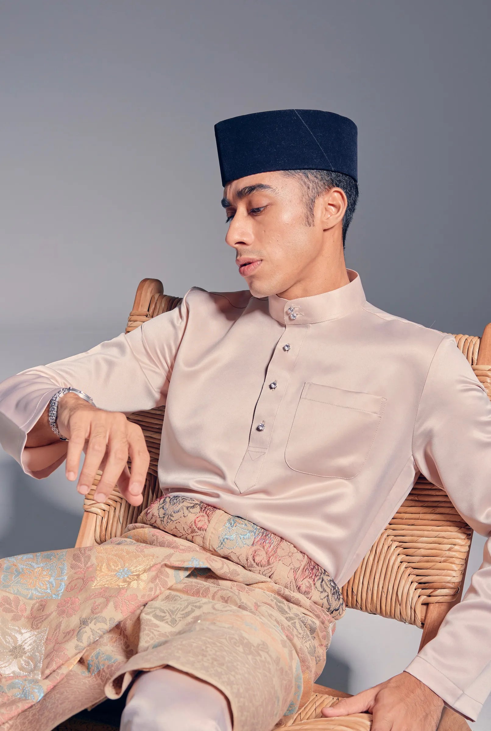 Baju Melayu Modern Fit (Nude)