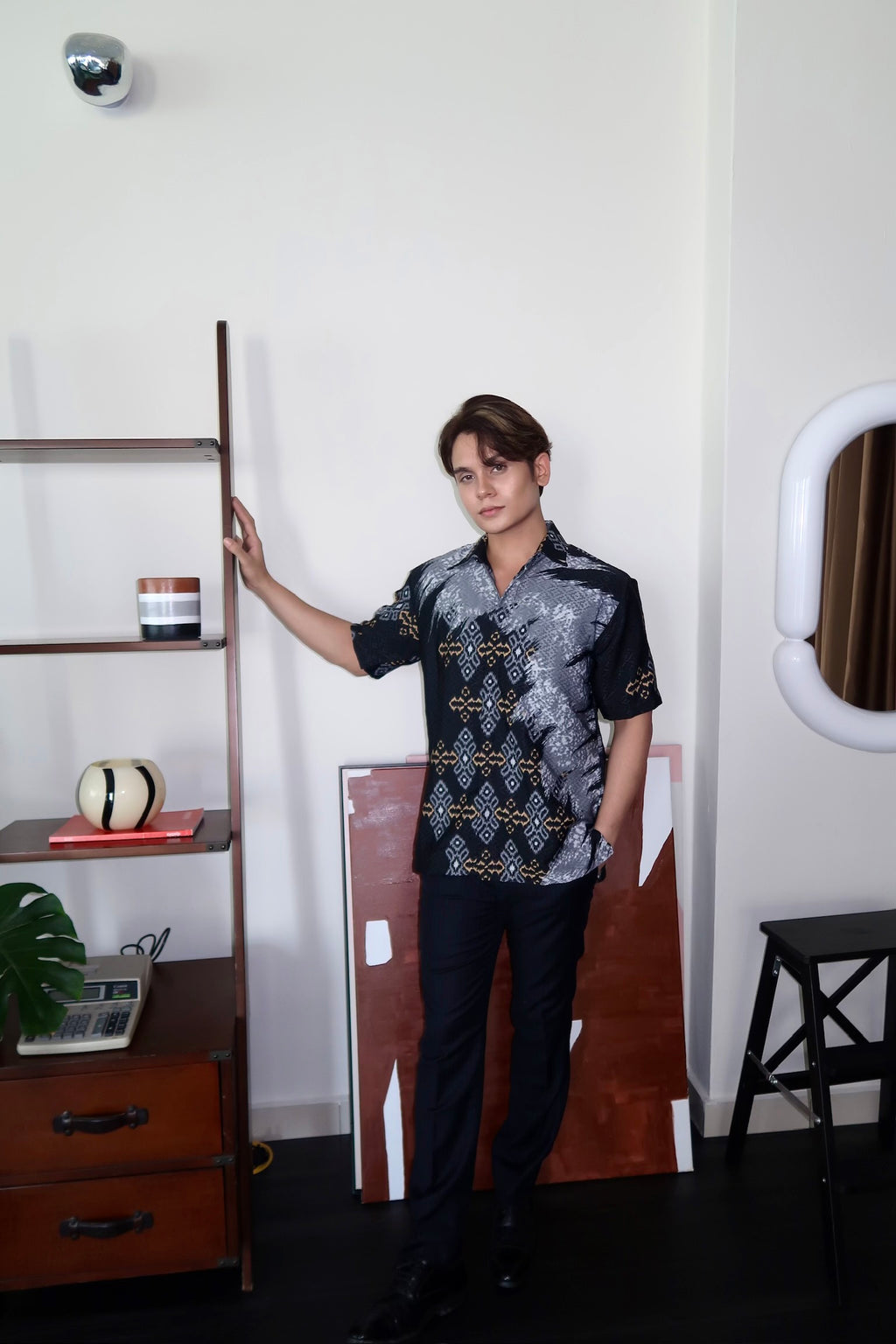 Batik Modern (Shadow)