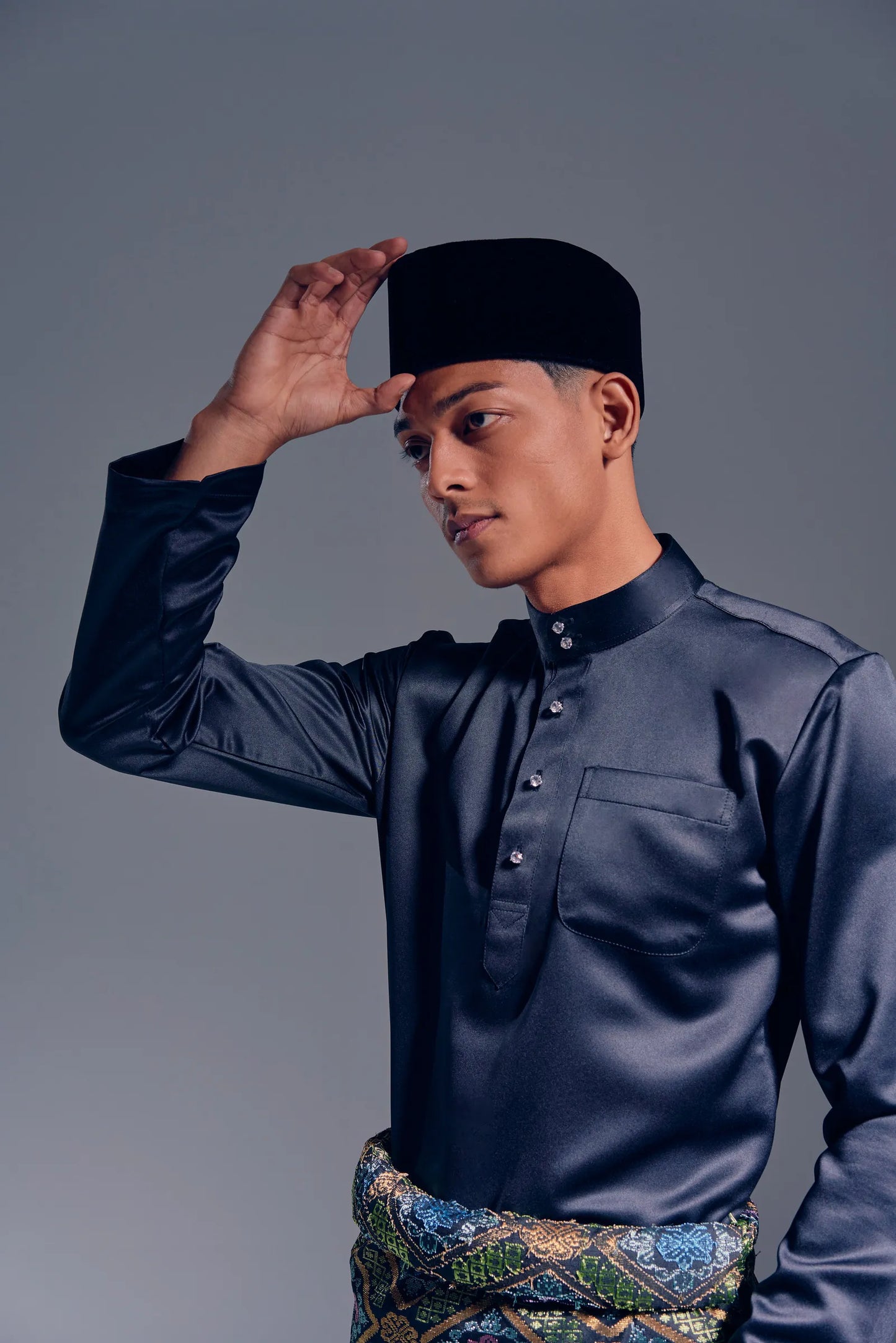 Baju Melayu Modern Fit (Black)