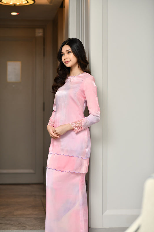 Lunara Kurung in Blush