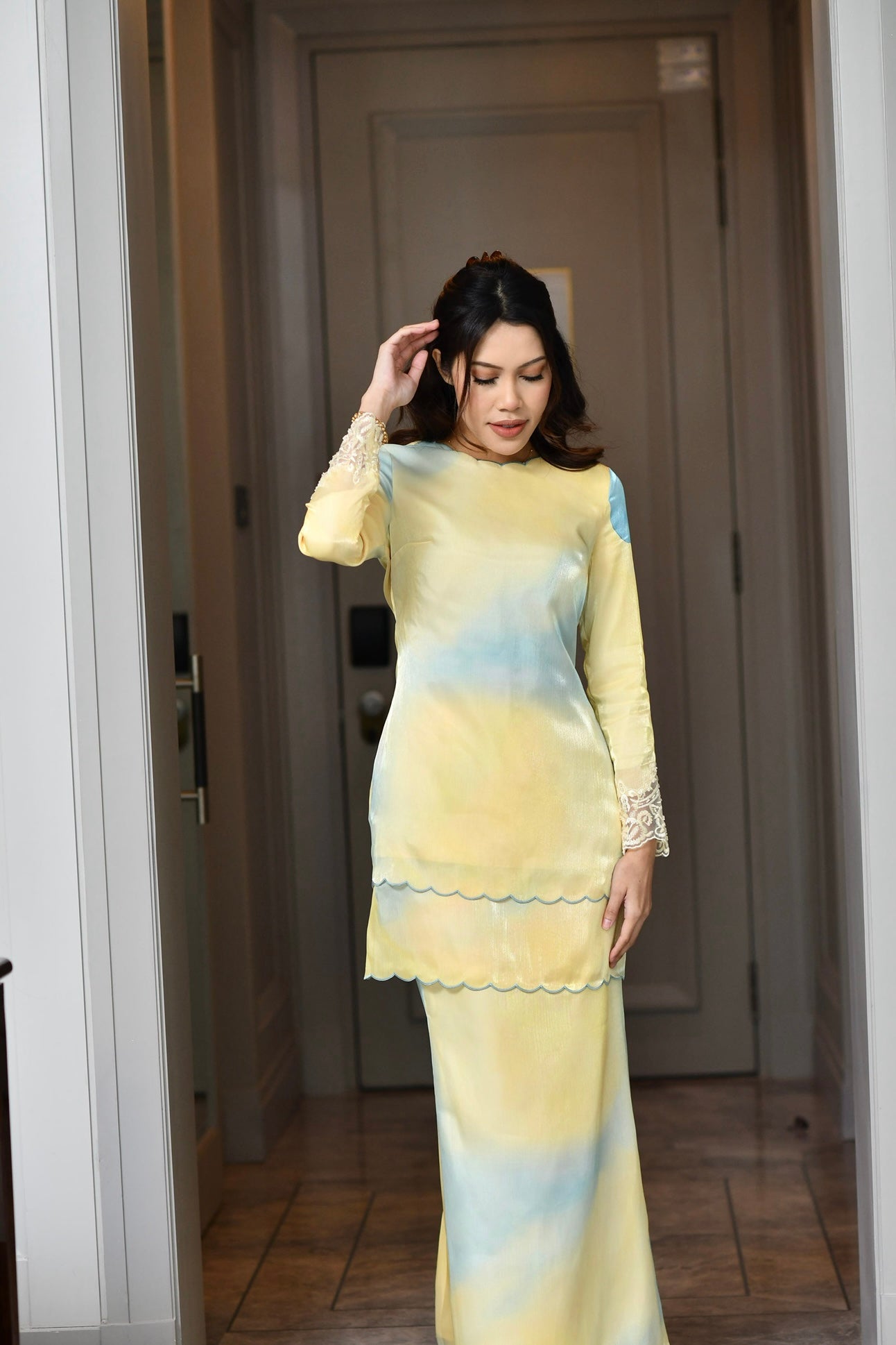 Lunara Kurung in Glow