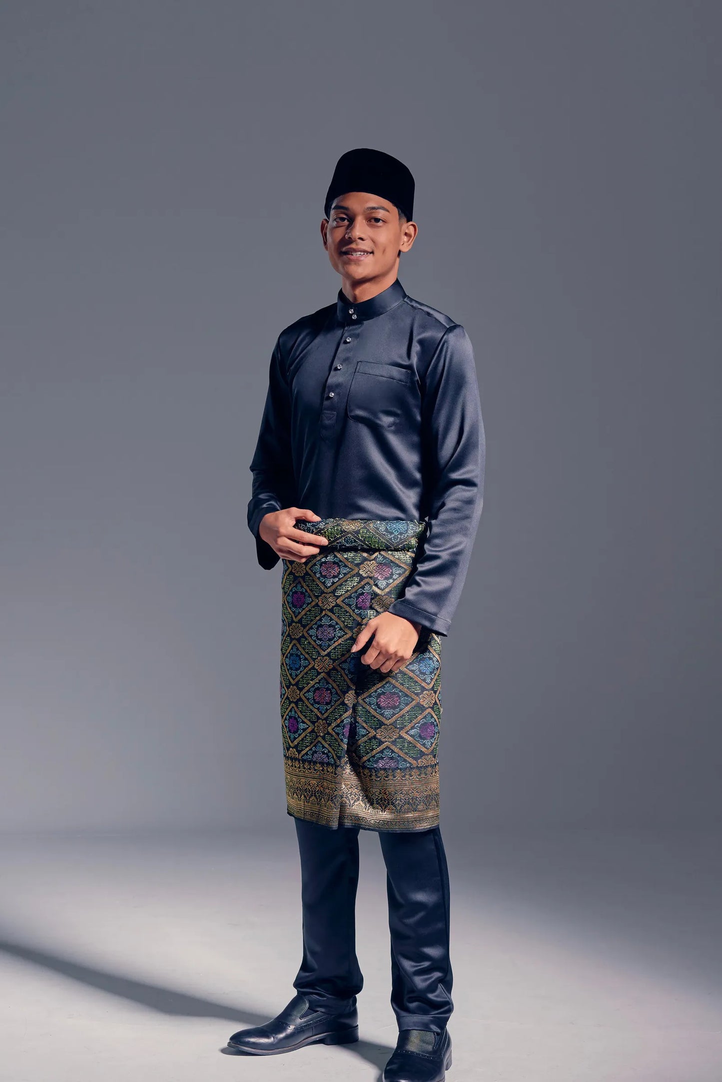 Baju Melayu Modern Fit (Black)